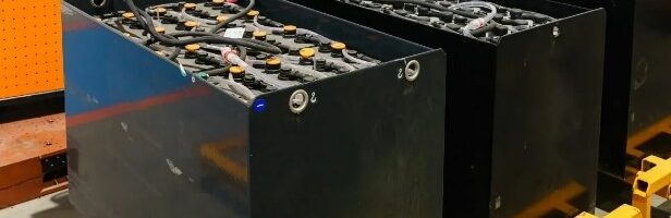 Виды аккумуляторов для складских вилочных погрузчиков