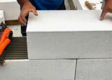 Кладка газосиликатных блоков: технология и особенности